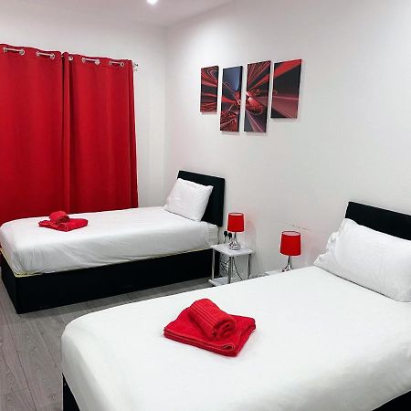 Attractive 2 Bed Apartments Free Wi-Fi And Parking Кройдон Экстерьер фото