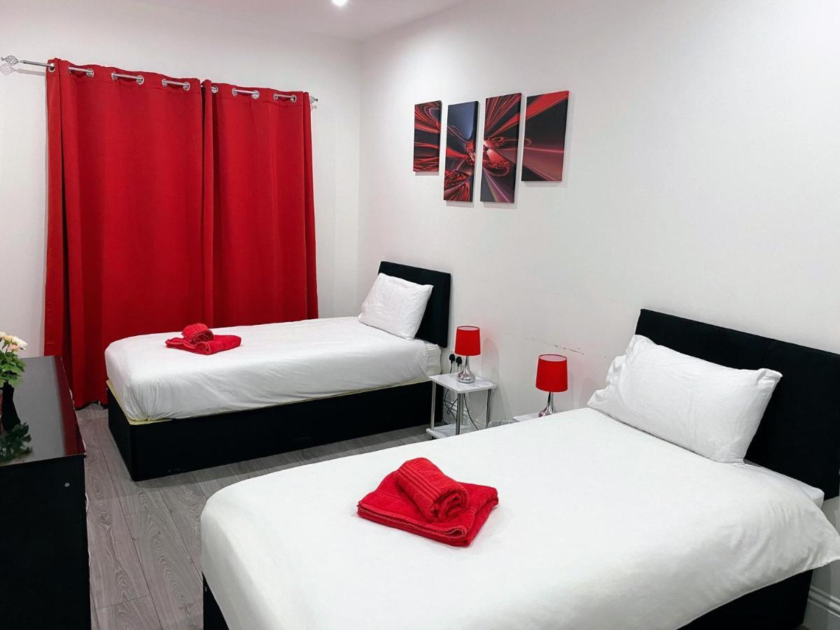 Attractive 2 Bed Apartments Free Wi-Fi And Parking Кройдон Экстерьер фото