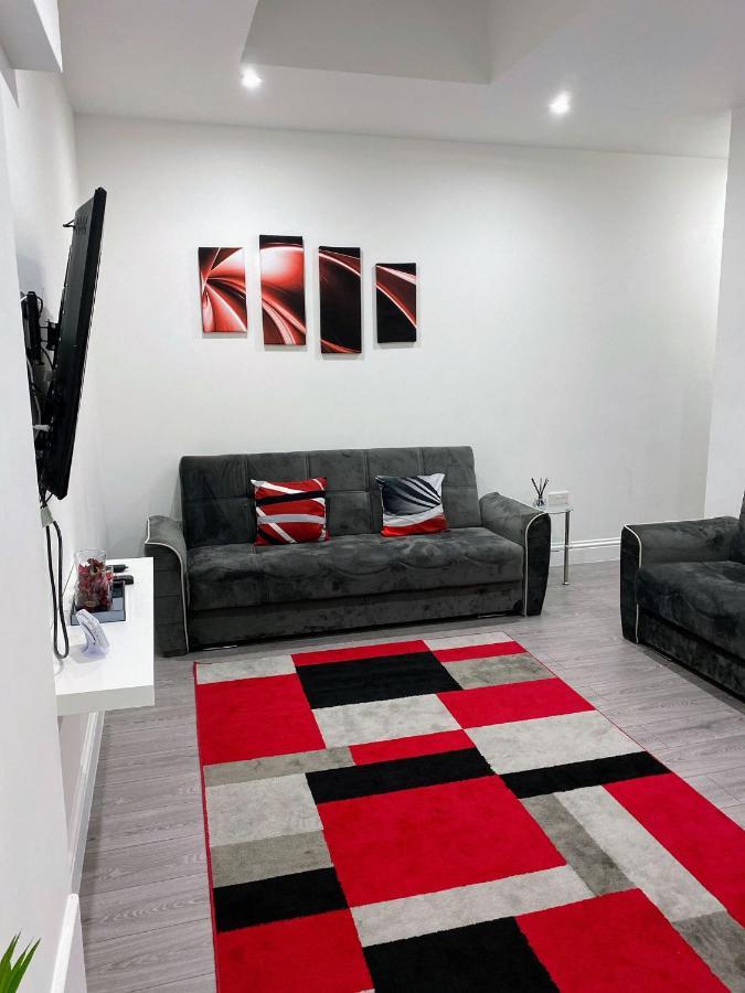 Attractive 2 Bed Apartments Free Wi-Fi And Parking Кройдон Экстерьер фото