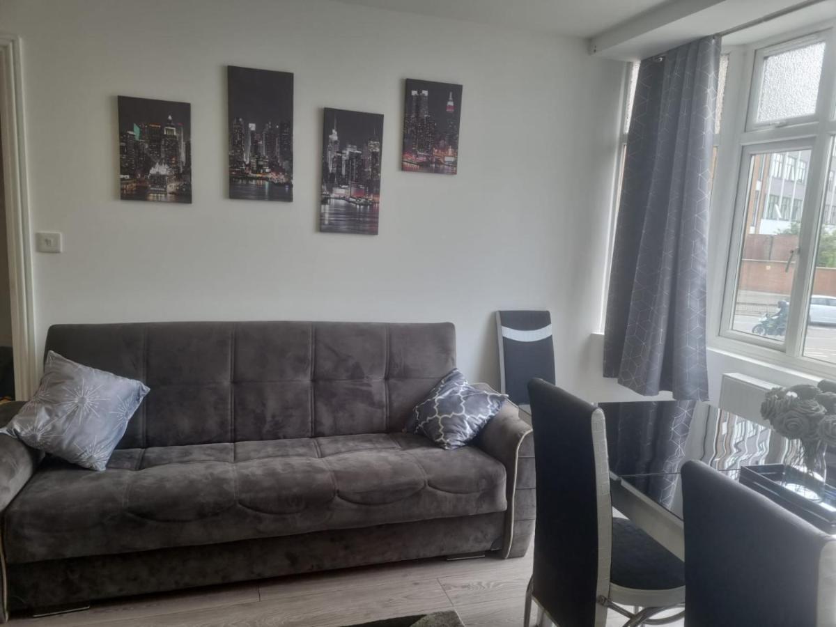Attractive 2 Bed Apartments Free Wi-Fi And Parking Кройдон Экстерьер фото